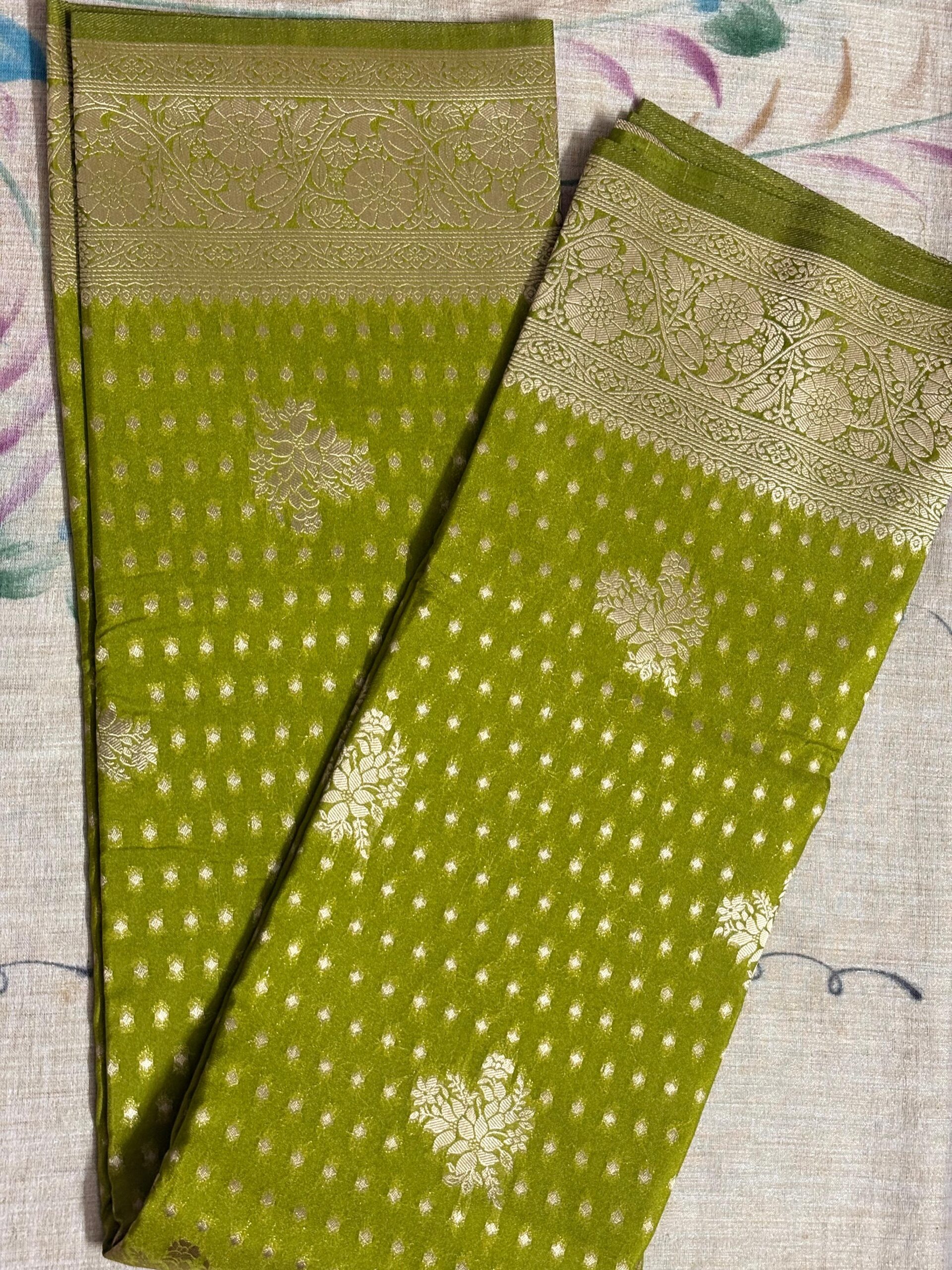 PREMIUM TRENDY CRAPE GEORGETTE SAREE