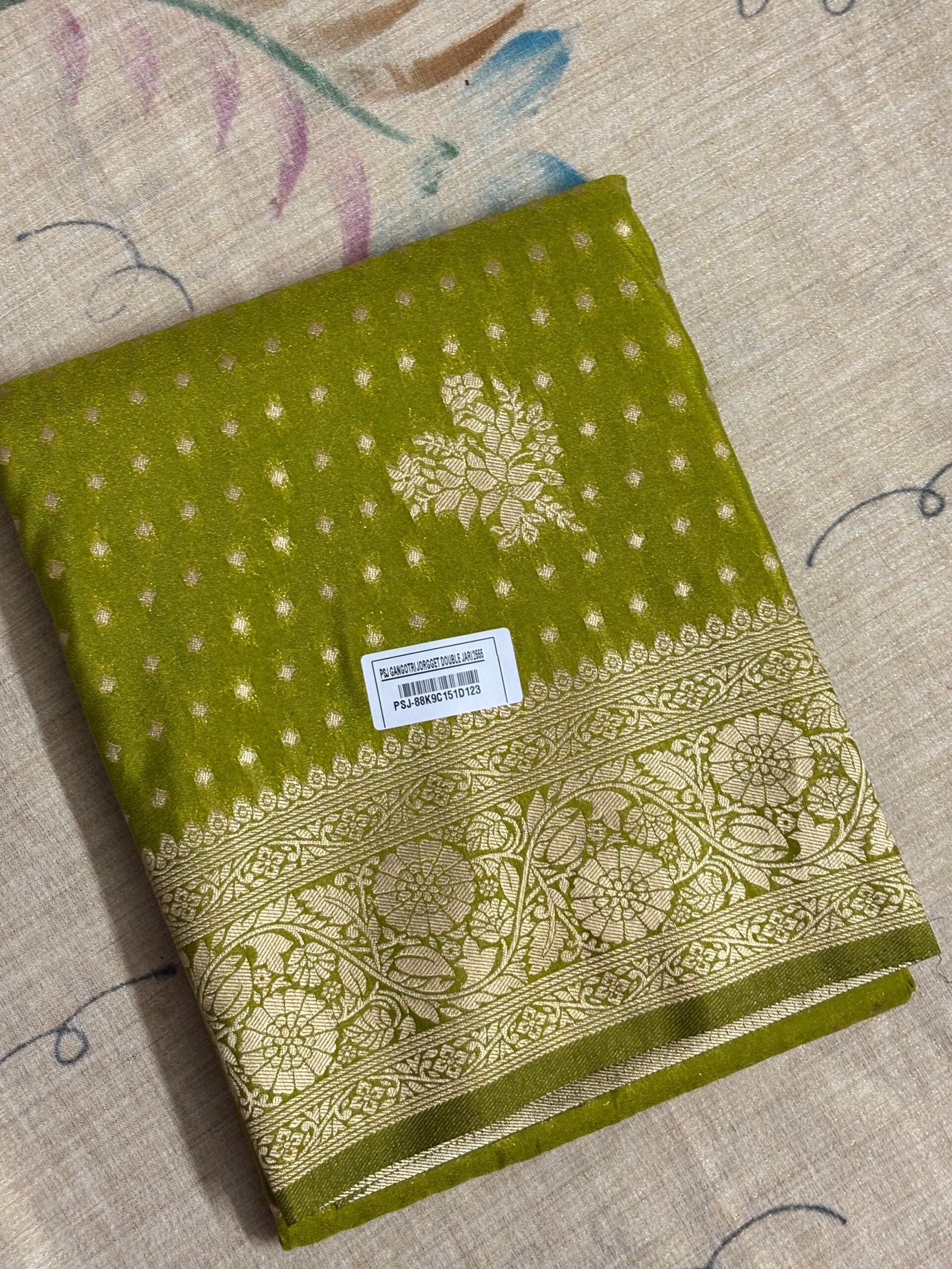 PREMIUM TRENDY CRAPE GEORGETTE SAREE - Image 3